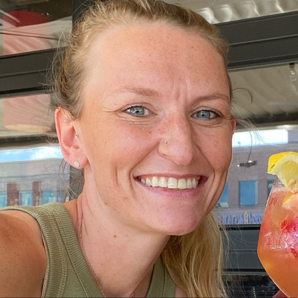 Meet your Posher, Emma